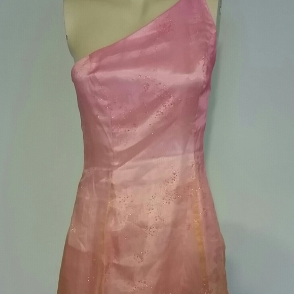 L.a. glow size 5-6 prom dress - Picture 2 of 3